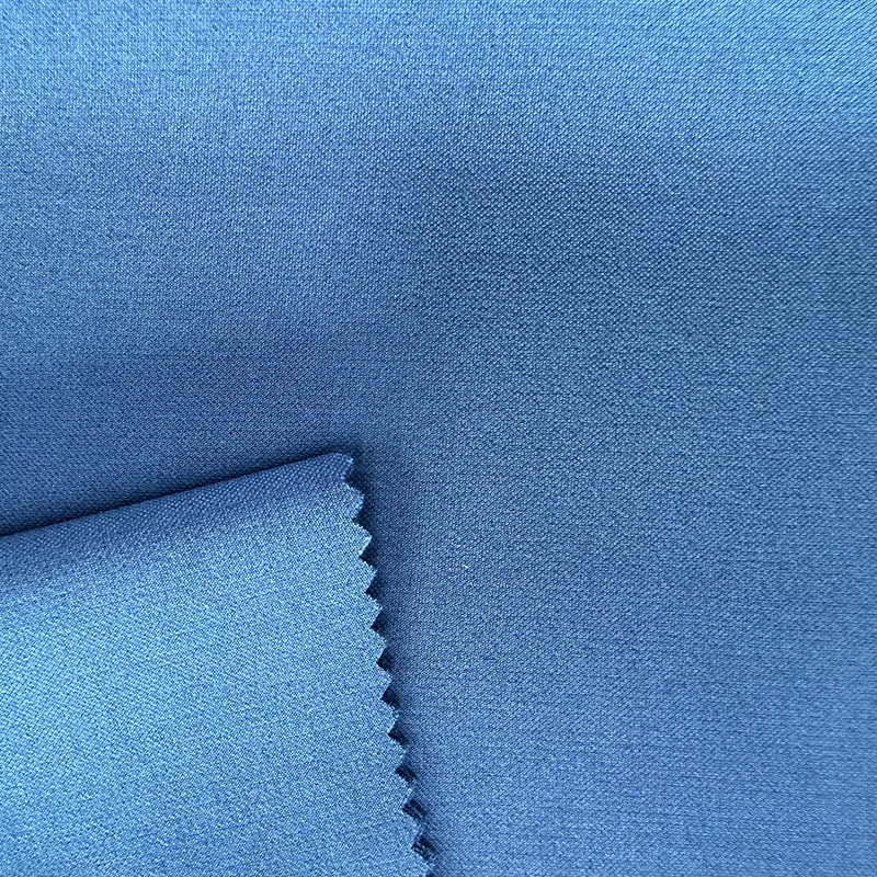 NR.1033 Țesătură elastică din twill moale cu aspect de acetat